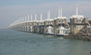 Oosterscheldekering flood control